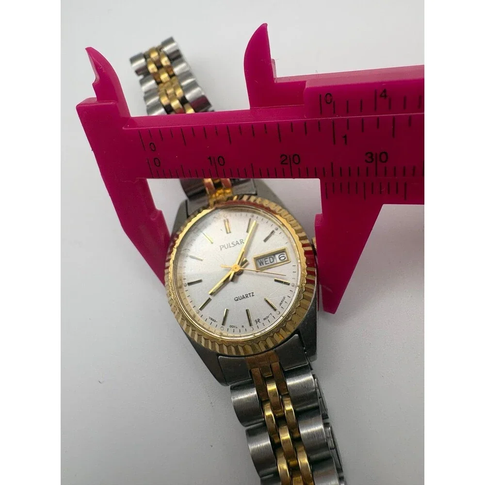 Pulsar ladies Two-Tone Day-Date Quartz Watch V893-0010 vintage
